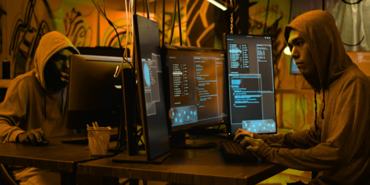 Uniswap V4 Router04 Exploited