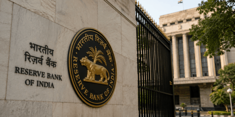 RBI Pushes for Strict Crypto Containment as Parliament Prepares Policy Roadmap