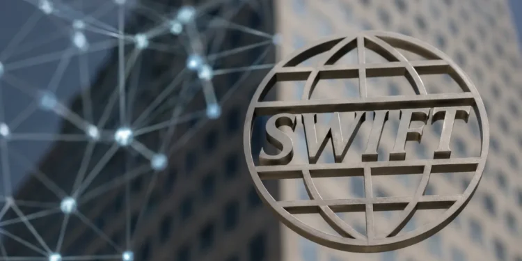 SWIFT Launches Blockchain Ledger as 17 Banks Pilot Tokenized Cross-Border Payments