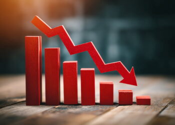 AIxCrypto Plans Crypto Exit After 50% Loss, Highlights RoboShare Growth