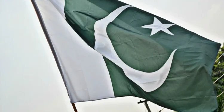 Pakistan’s Crypto Licensing Deadline Arrives With Its Chairman Wearing Two Hats