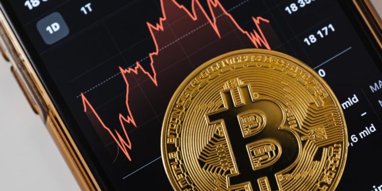 Saylor's Strategy Unveils Bitcoin Credit Model With Debt, Preferred Stock Floors