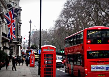 UK Writes Bank of England's Stablecoin Softening Into Law With New Innovation Duty