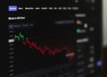 US Ether ETFs Lose $129.5 Million as BlackRock's ETHA Leads Redemptions