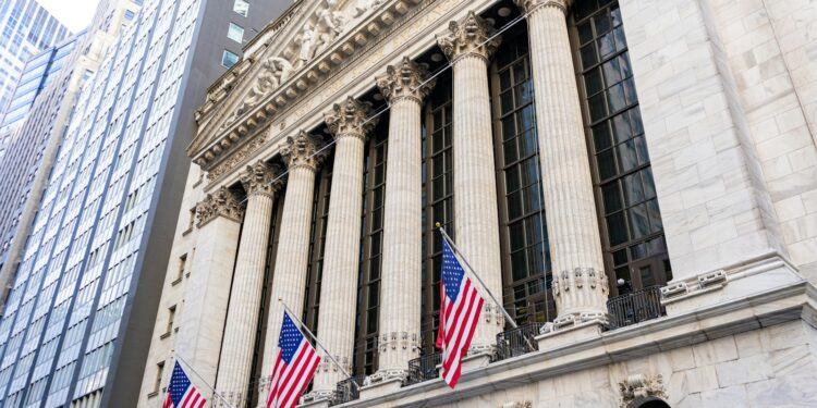 Coinbase Completes Deribit Integration, Unveils "Coinbase Global Exchange"
