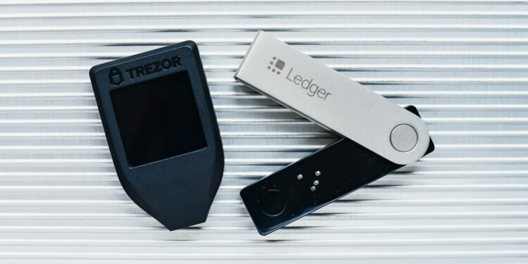Ledger Pauses Reseller Sales After Wallets Bought Through It Lose Tens of Millions