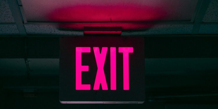 The Quiet Reversal: Small-Cap Companies Are Already Abandoning Their Crypto Treasuries